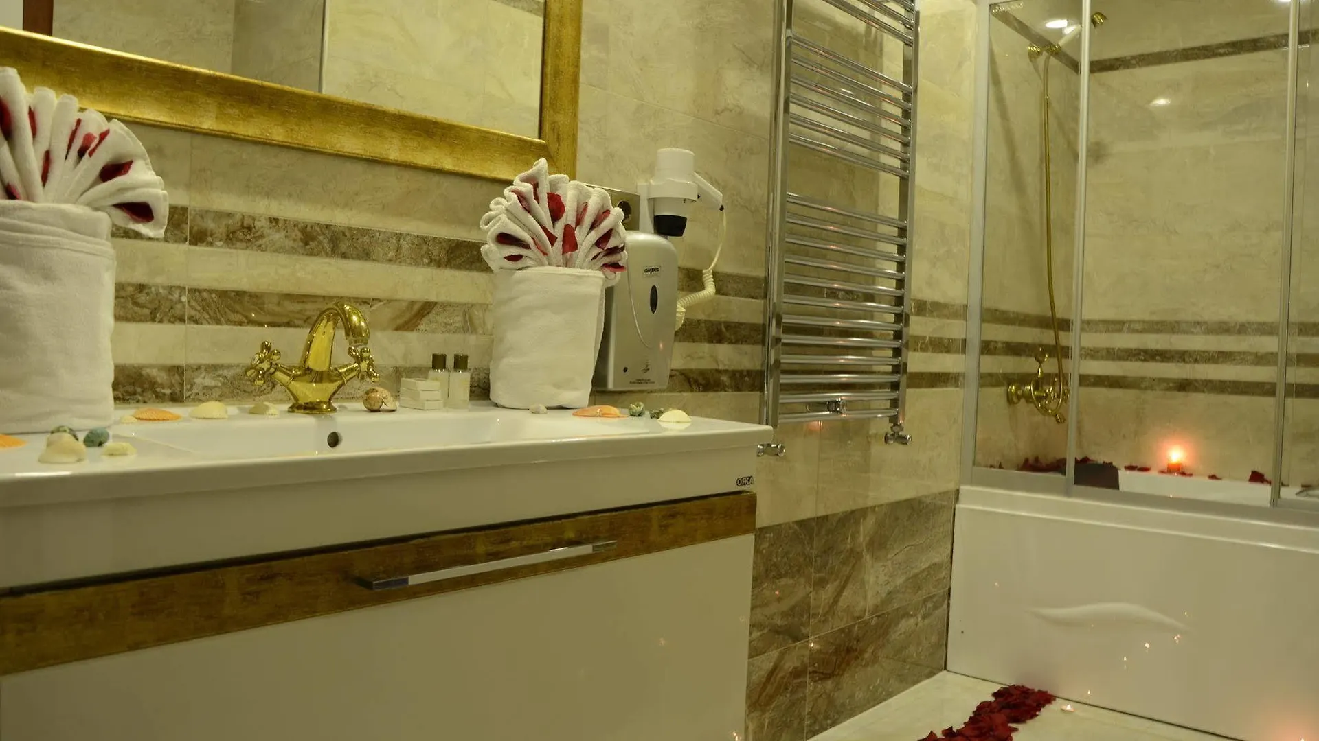 איסטמבול Gumus Palace Hotel